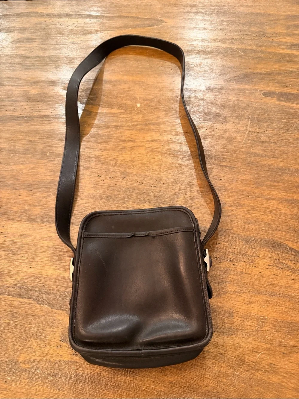 90s Coach 9817 Camera Crossbody Handbag Black Purse